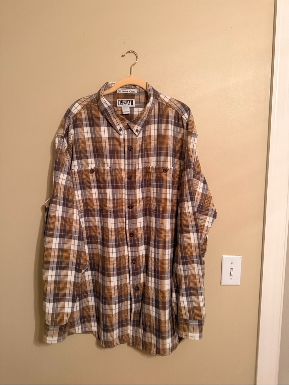 Duluth Trading Co Men's Brown and Cream Plaid Button-Down Shirt
